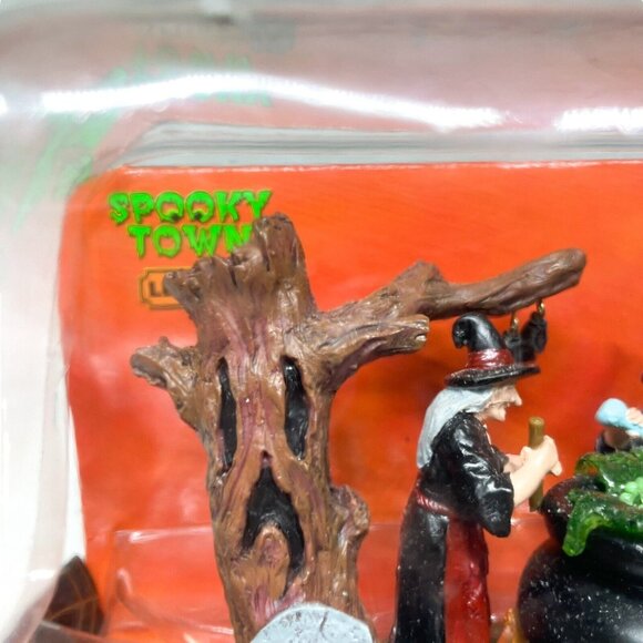Lemax Spooky Town WITCHES WORKSHOP Halloween Village Potion Cauldron 44742- NEW - Picture 3 of 8